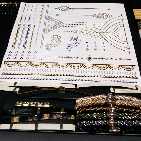 Kitsch Accessories Kitsch Beauty Box Poshmark